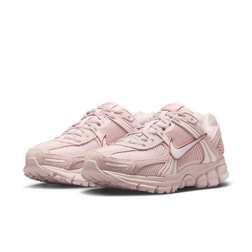 NIKE W Zoom Vomero 5