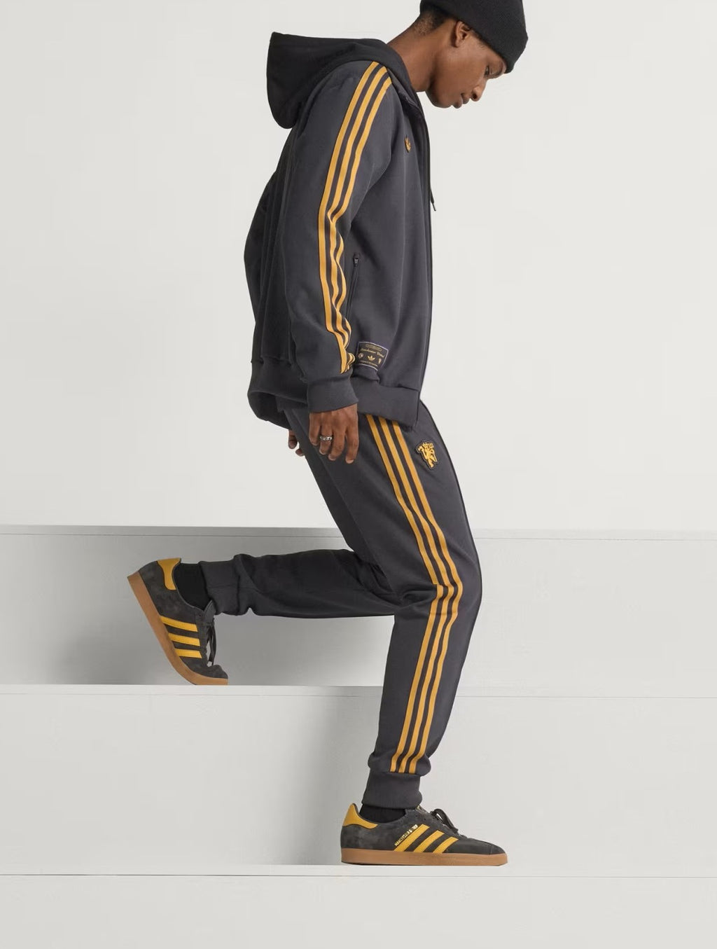 Manchester United Terrace Icons Training Pants