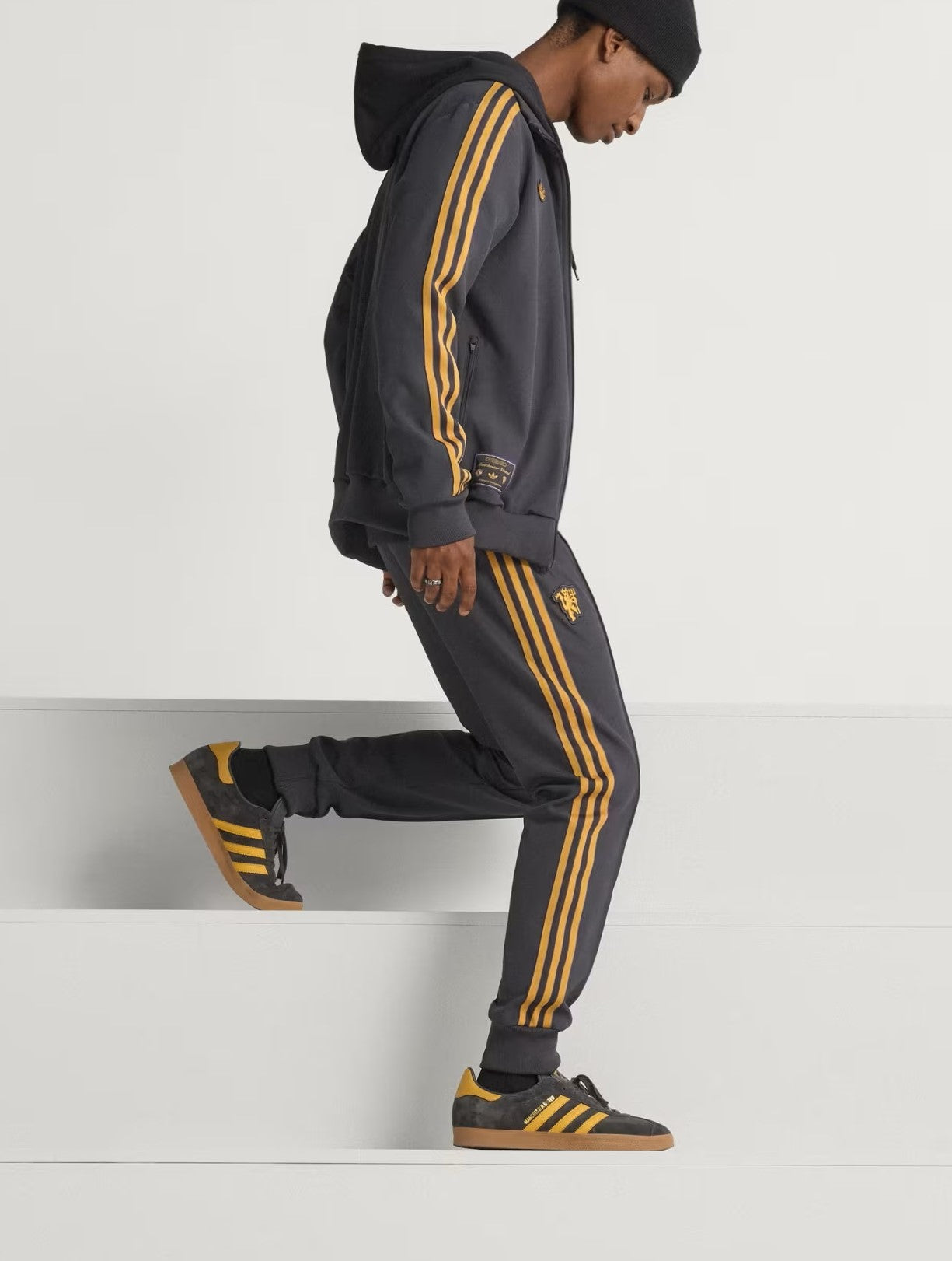 Manchester United Terrace Icons Training Pants