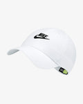 Cappello Nike Sportswear Heritage 86 Futura Washed 913011-100