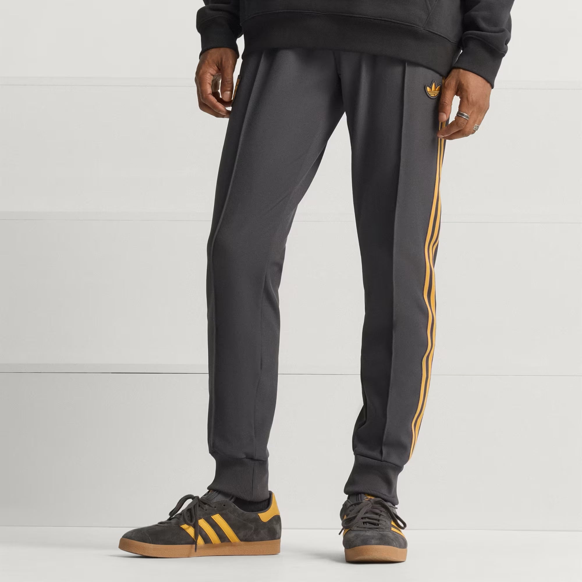 Manchester United Terrace Icons Training Pants