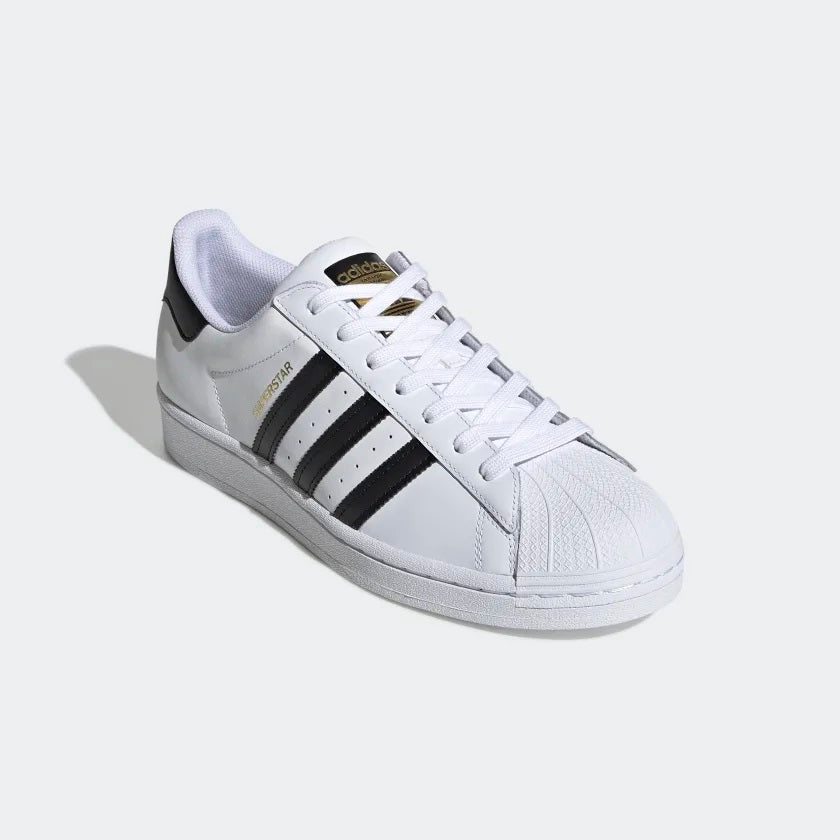 SUPERSTAR