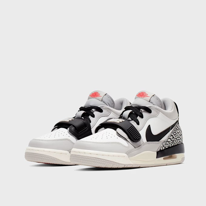 AIR JORDAN LAGACY 312 LOW JR