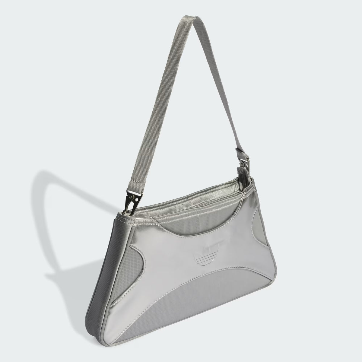 Clutch shoulder bag