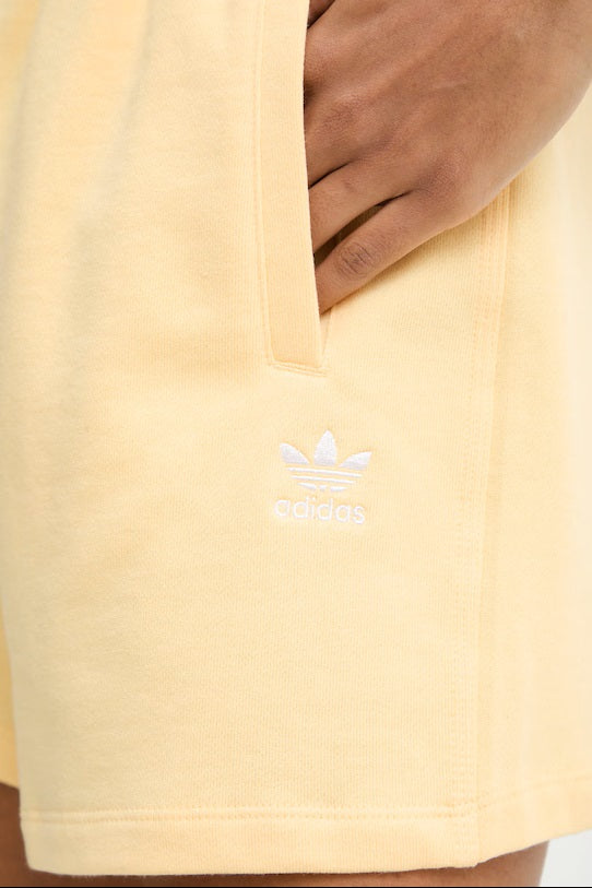 ESS SHORTS