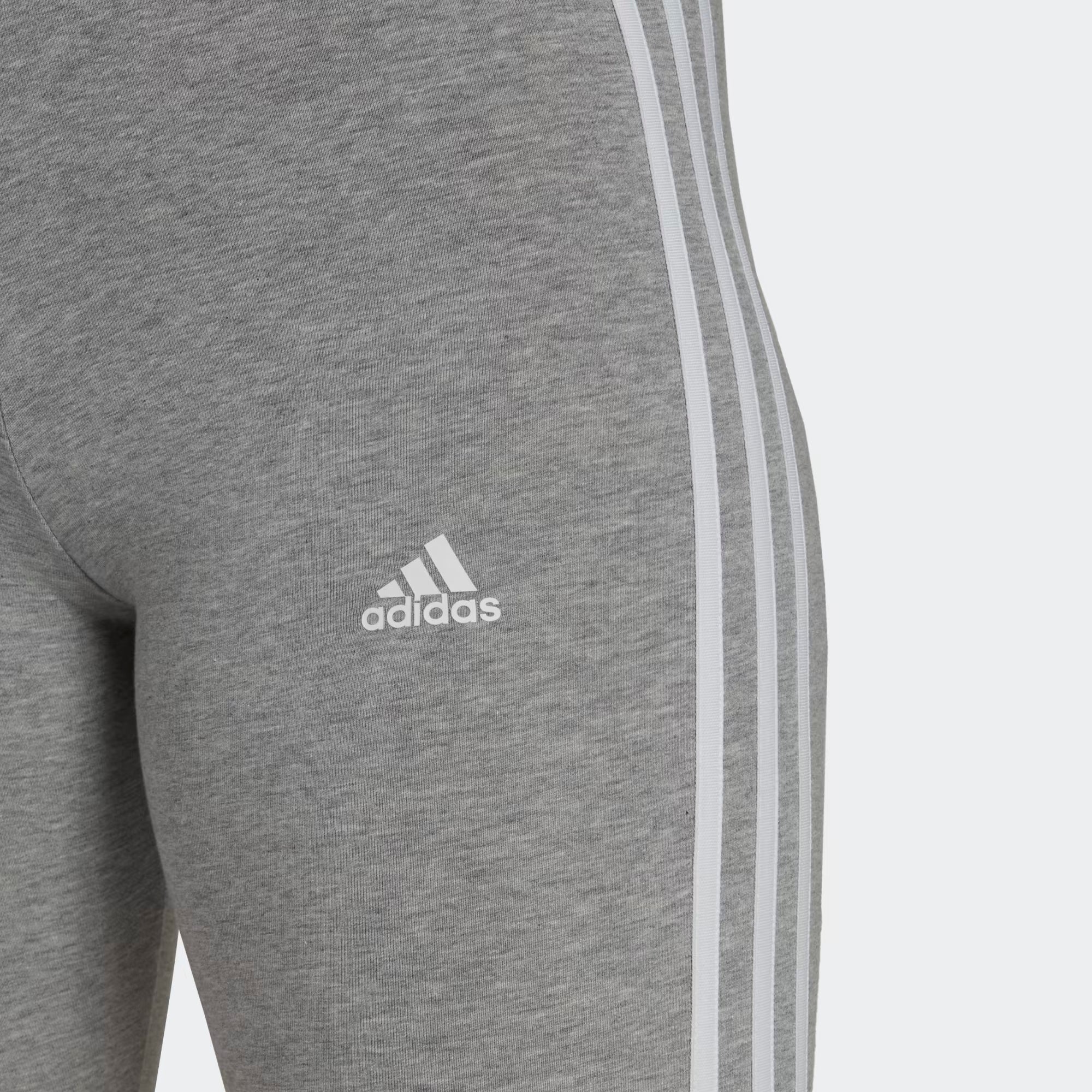 ESSENTIAL SHORT 3-STRIPES
