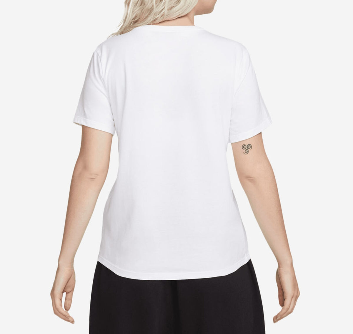T-shirt Club Essentials