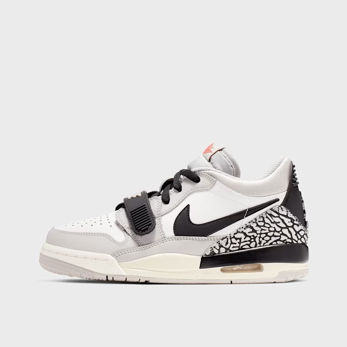 AIR JORDAN LAGACY 312 LOW JR