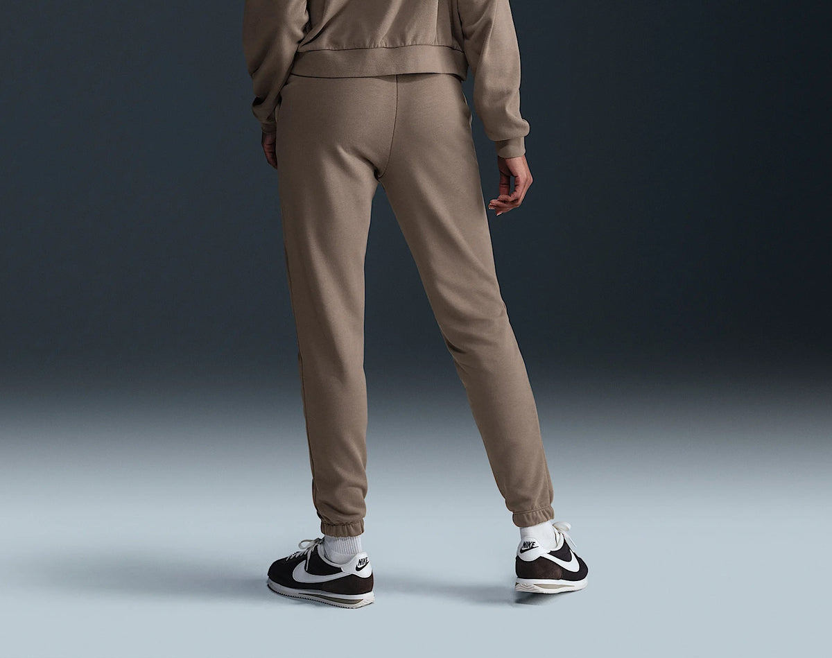Pantalone Nike Sportswear Chill Terry Pants FN2434-233