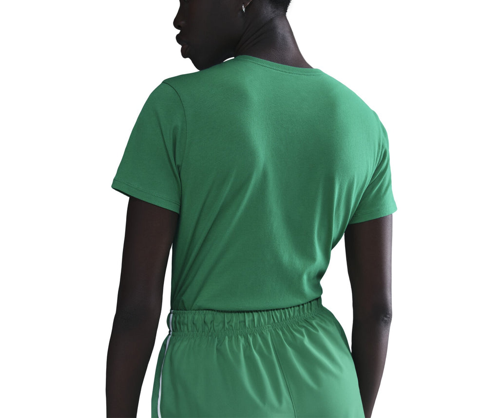 SPORTSWEAR CLUB ESSENTIALS