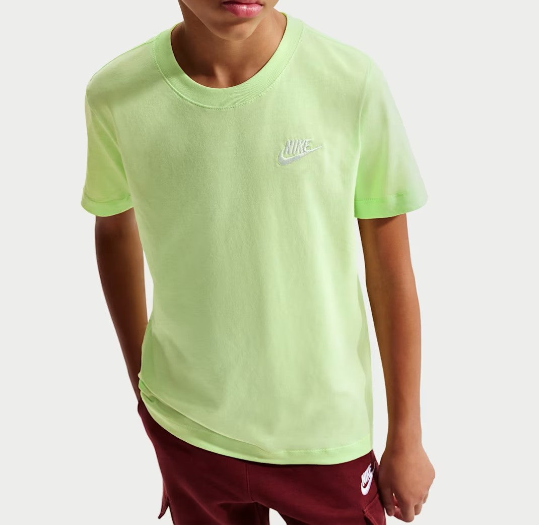 Nike sportwear Tee
