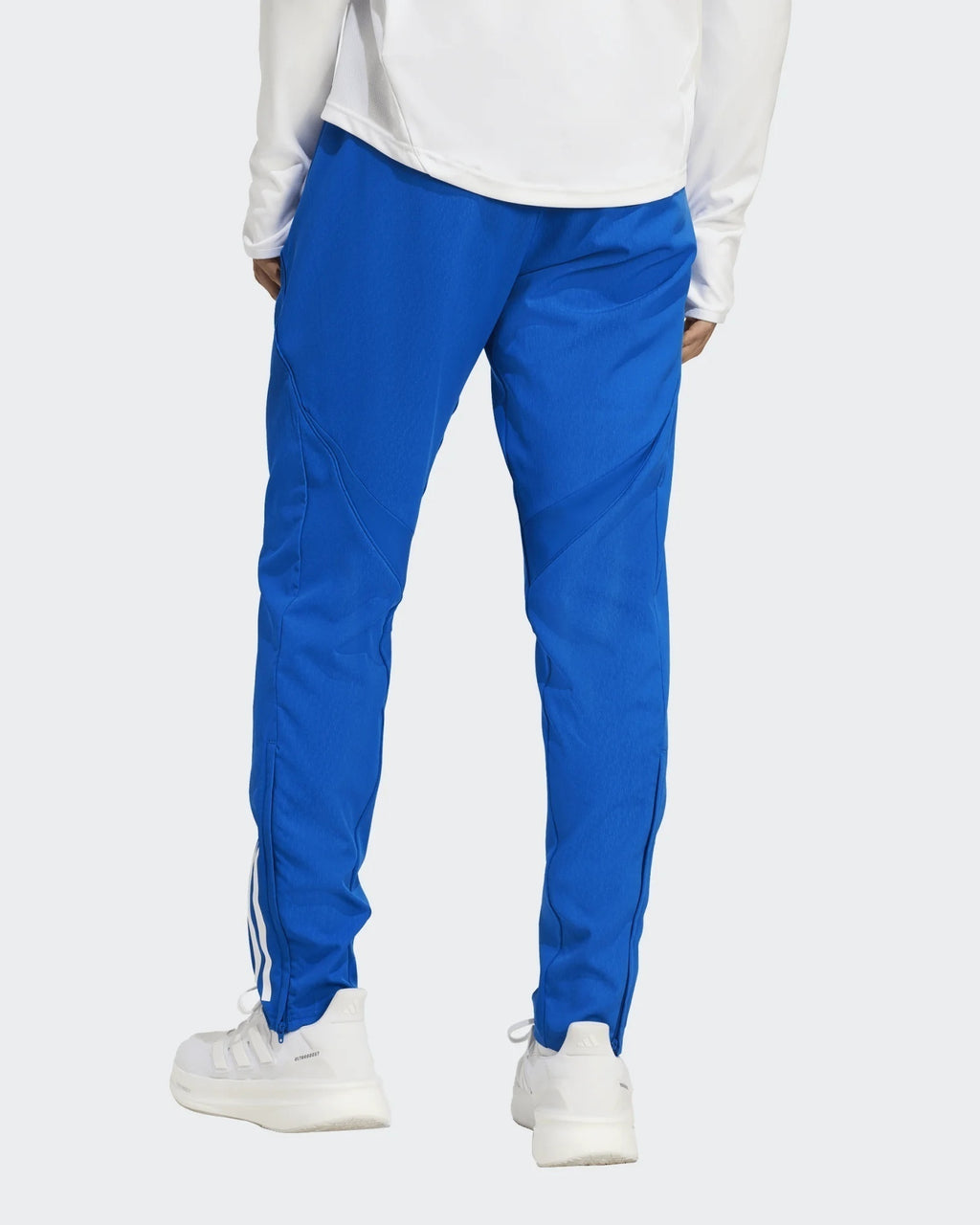 Real Madrid eu prematch pants