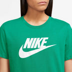SPORTSWEAR ESSENTIALS