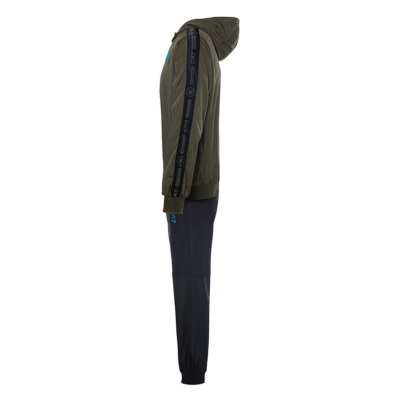 TUTA NYLON CON CAPPUCCIO OLIVE NIGHT 2024/2025