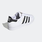 SUPERSTAR