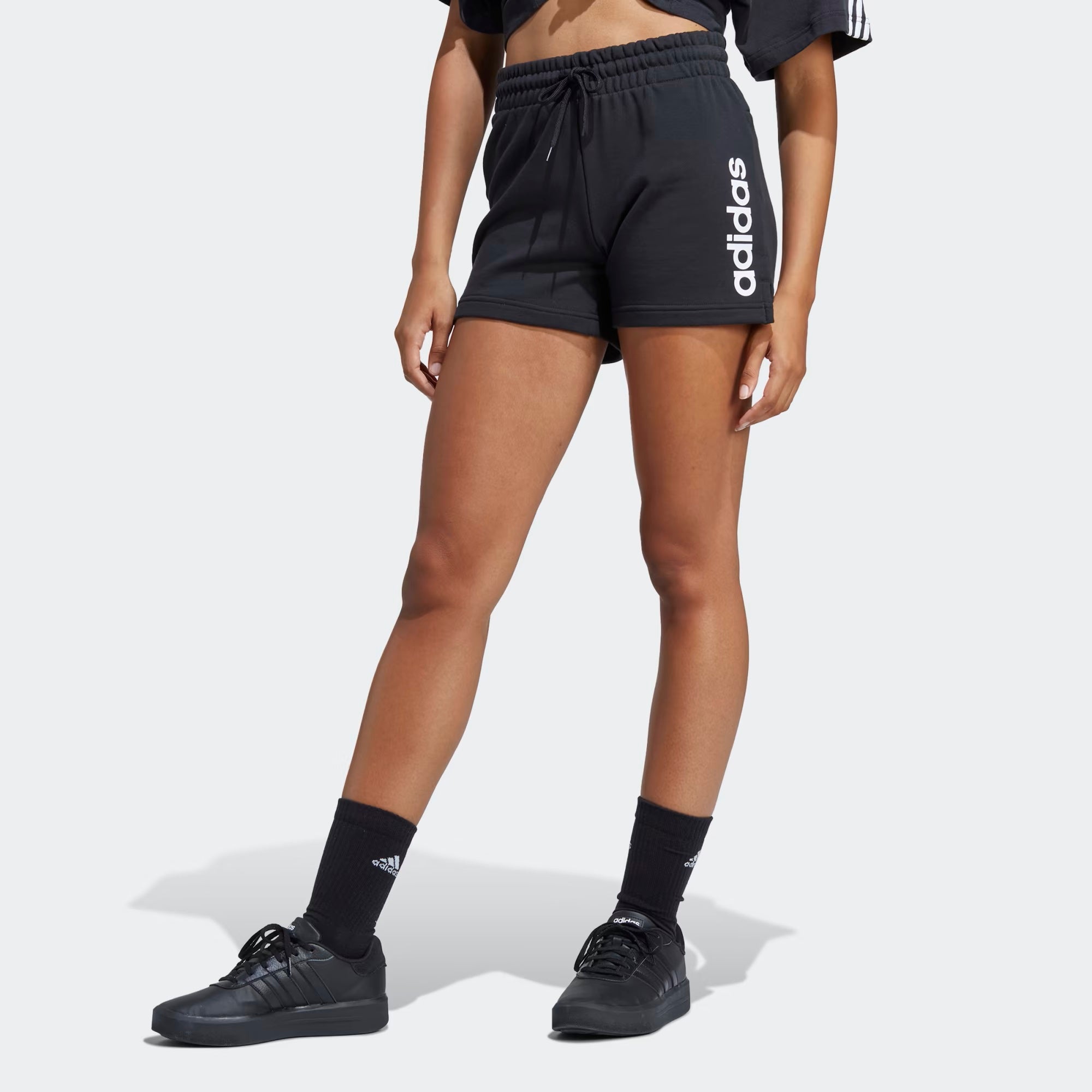 ESSENTIAL SHORT