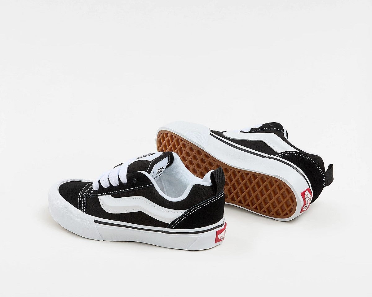 Knu skool black/true white