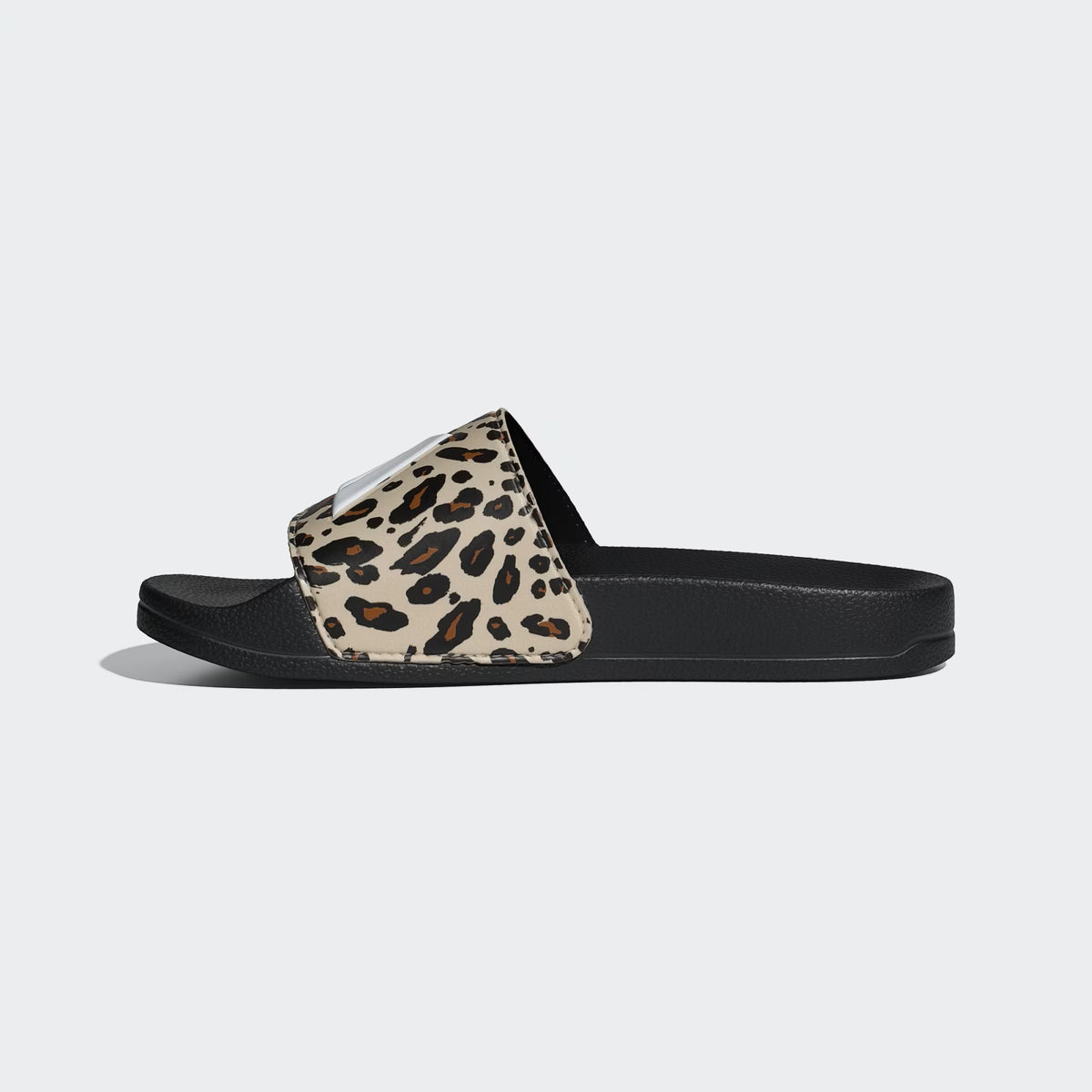 Adilette Shower Logo