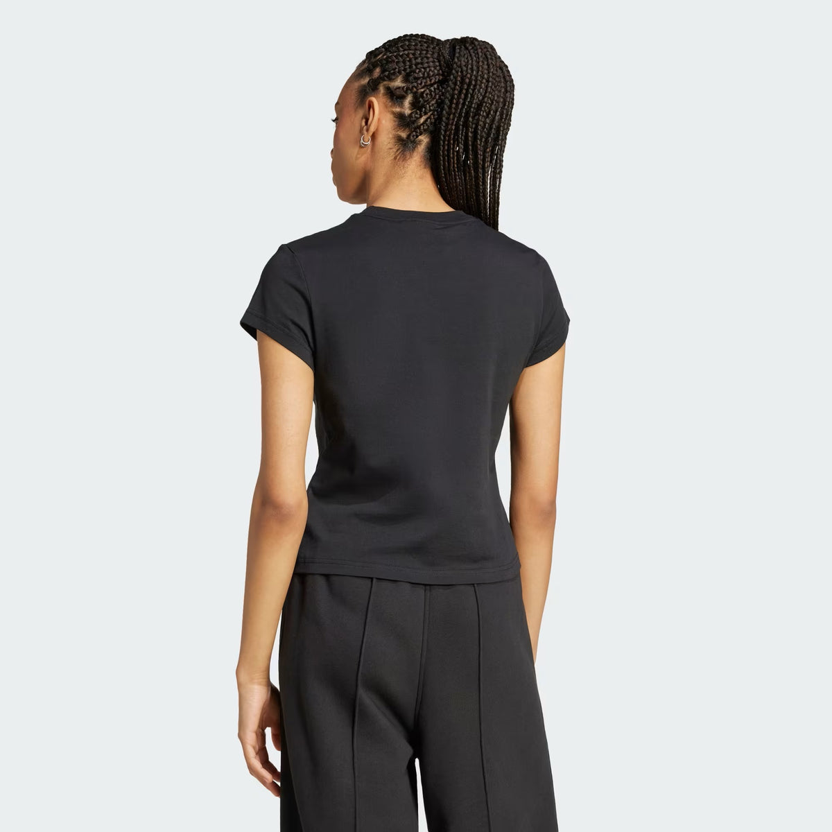 ESSENTIALS SLIM T-SHIRT