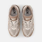 Sneakers New Balance 9060 Lifestyle Mushroom Gs GC9060EX