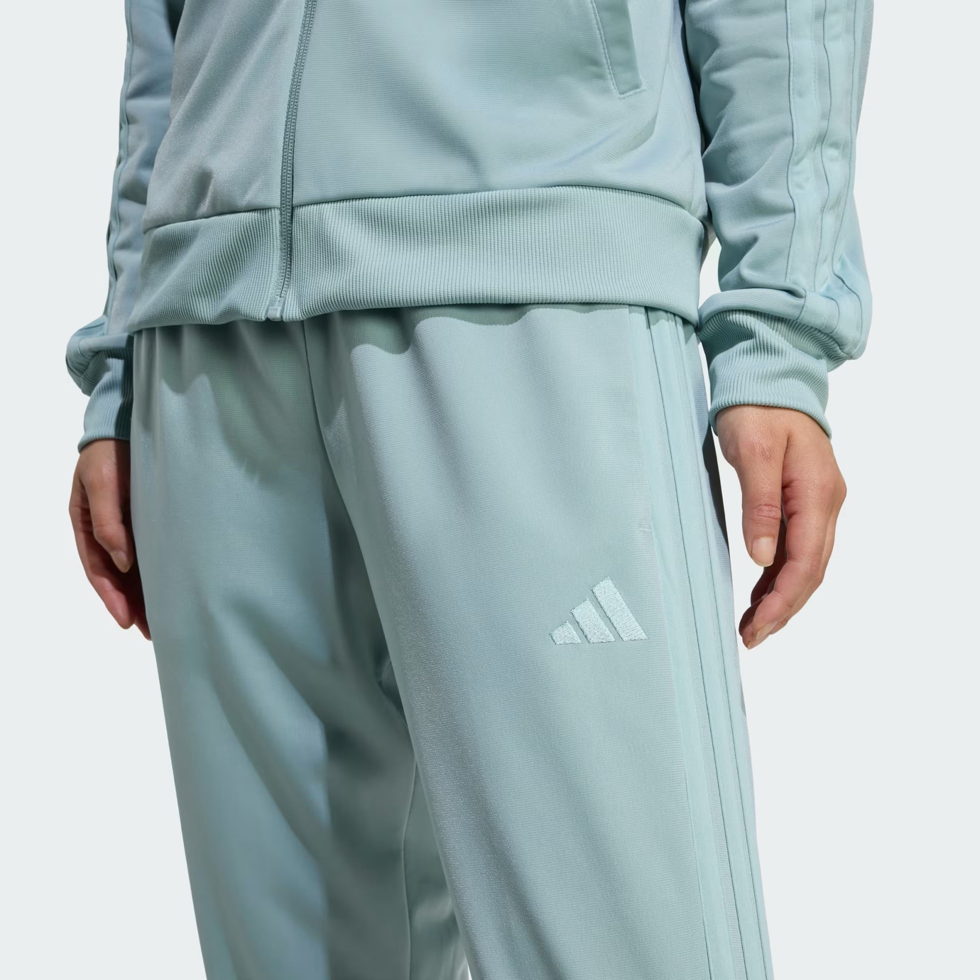 DAYREADY TRACKSUIT