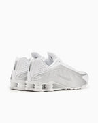 Sneakers Nike Shox R4 HQ1988-101