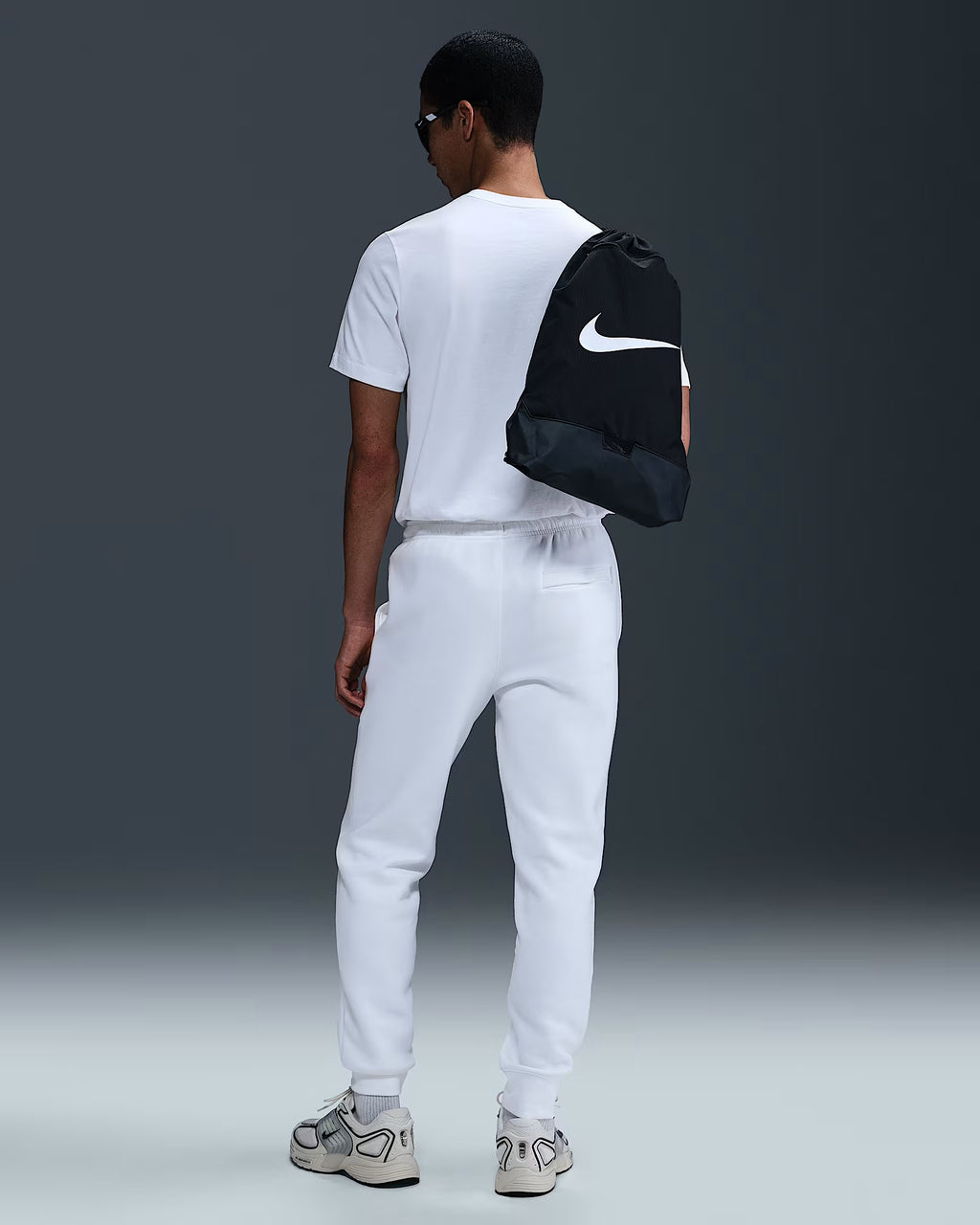 Pantalone Tuta Nike Club Men's Joggers FN3787-100