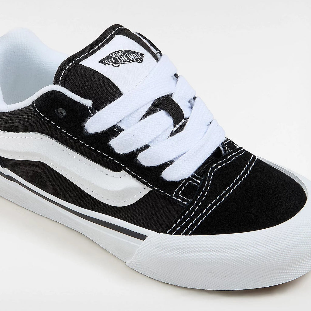 Knu skool black/true white