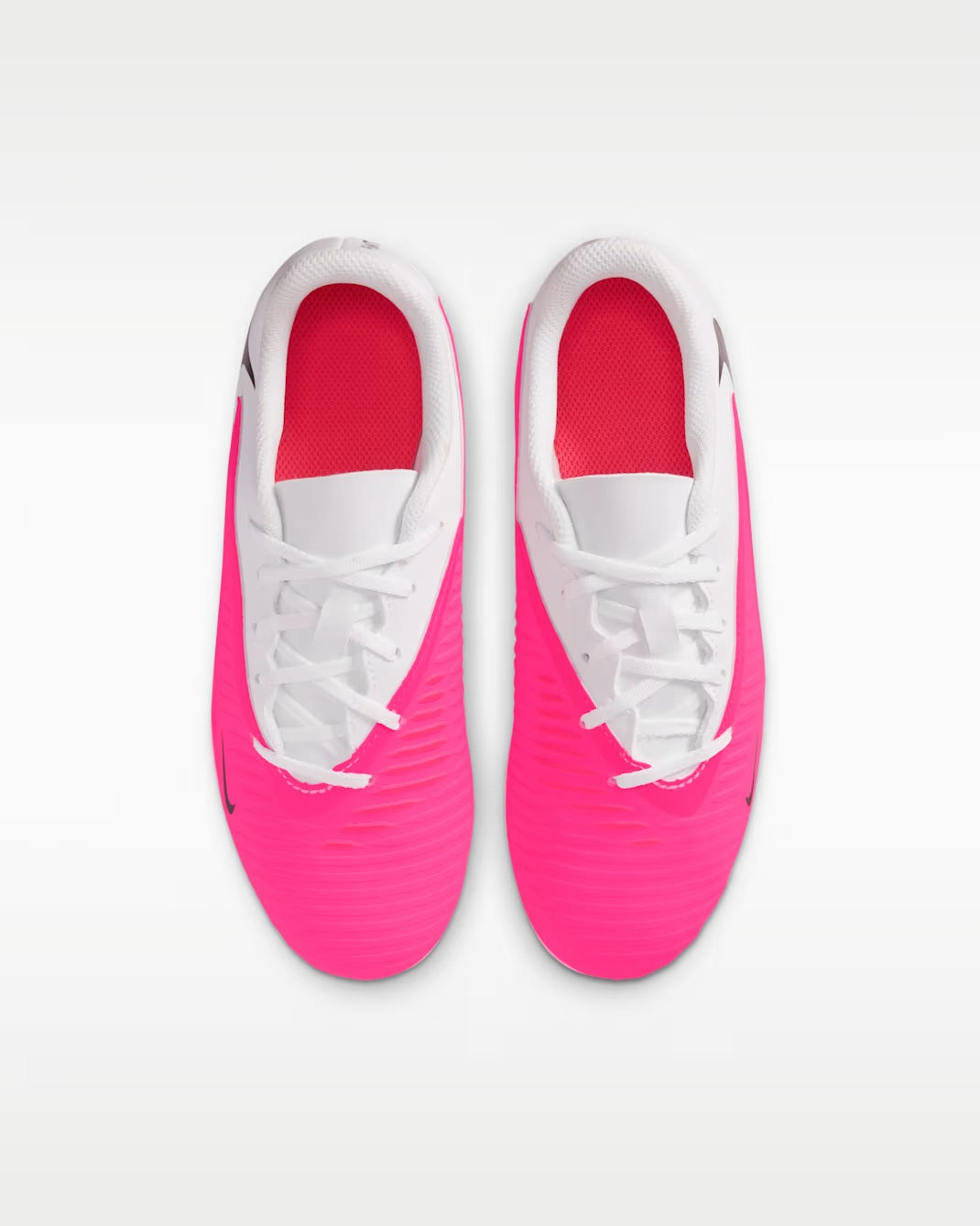 Soccer Nike Phantom 6 Low Club Jr