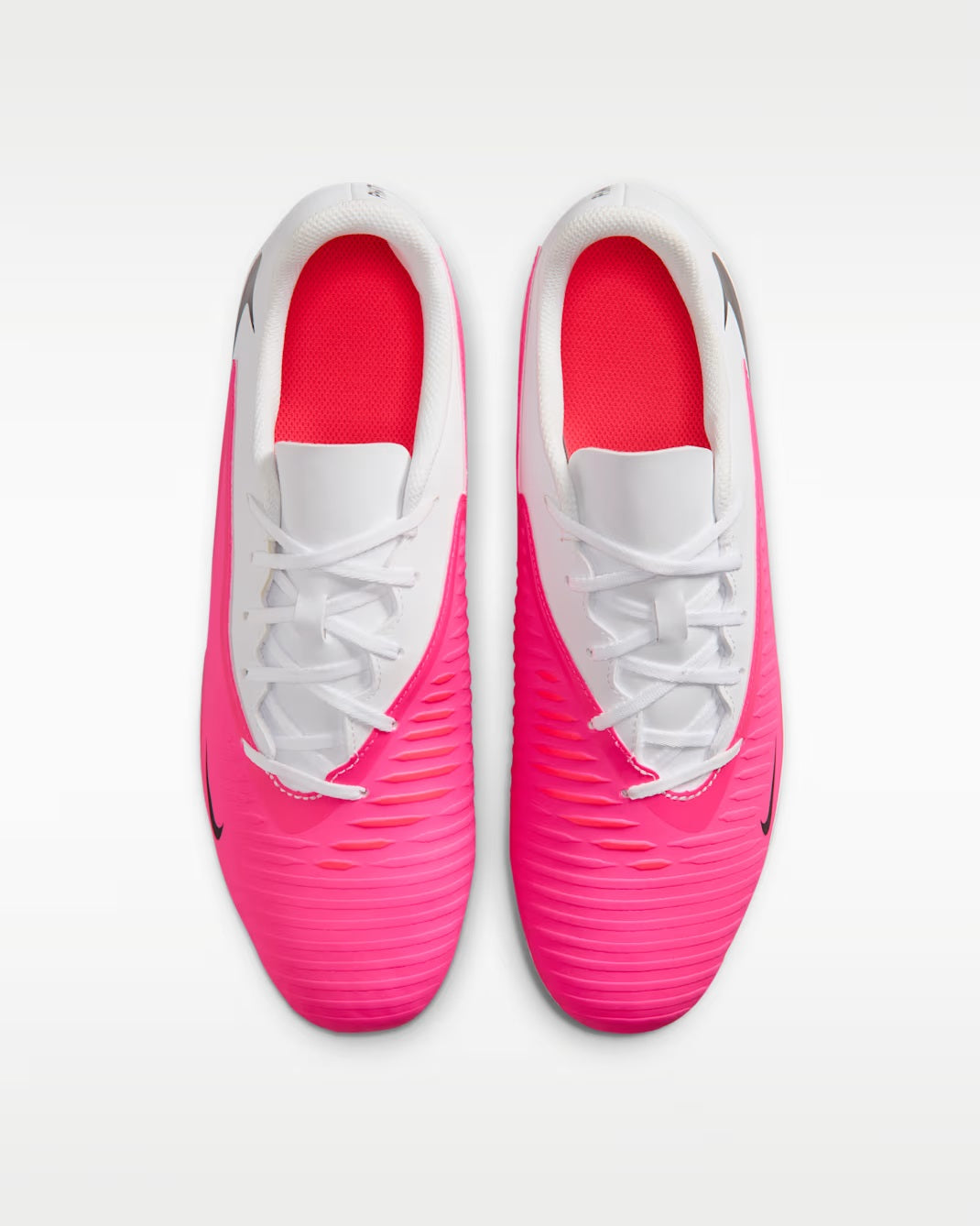 Soccer Nike Phantom 6 Low Club