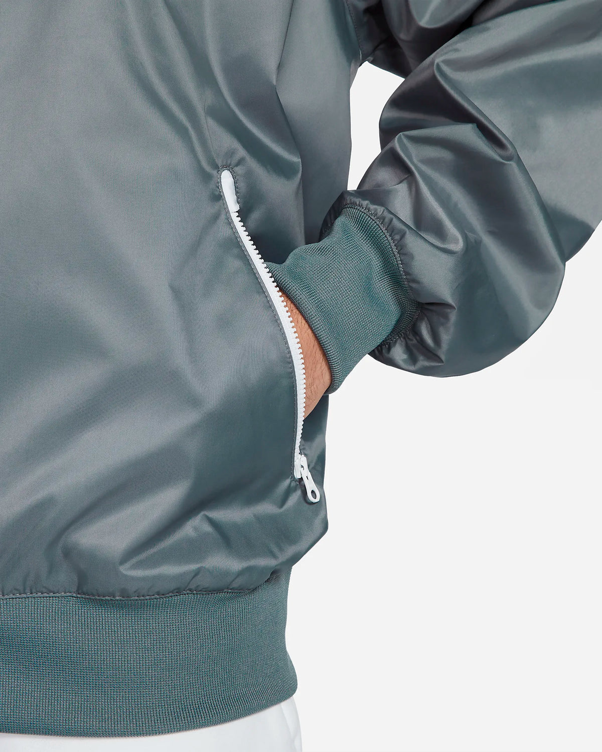 SPORTSWEAR WINDRUNNER