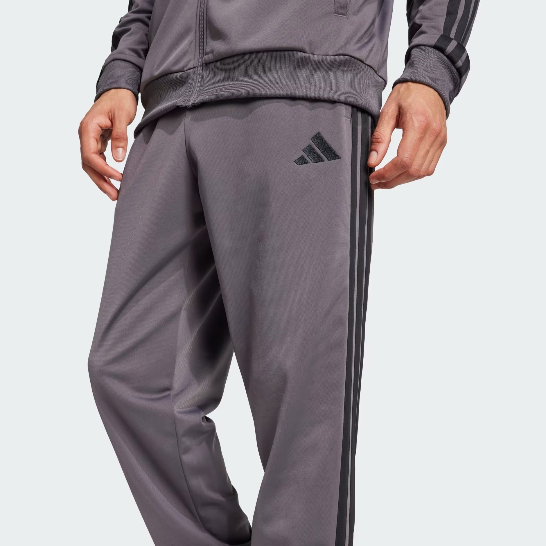 SPORTSWEAR BASIC 3-STRIPES TRICOT TRACK SUIT