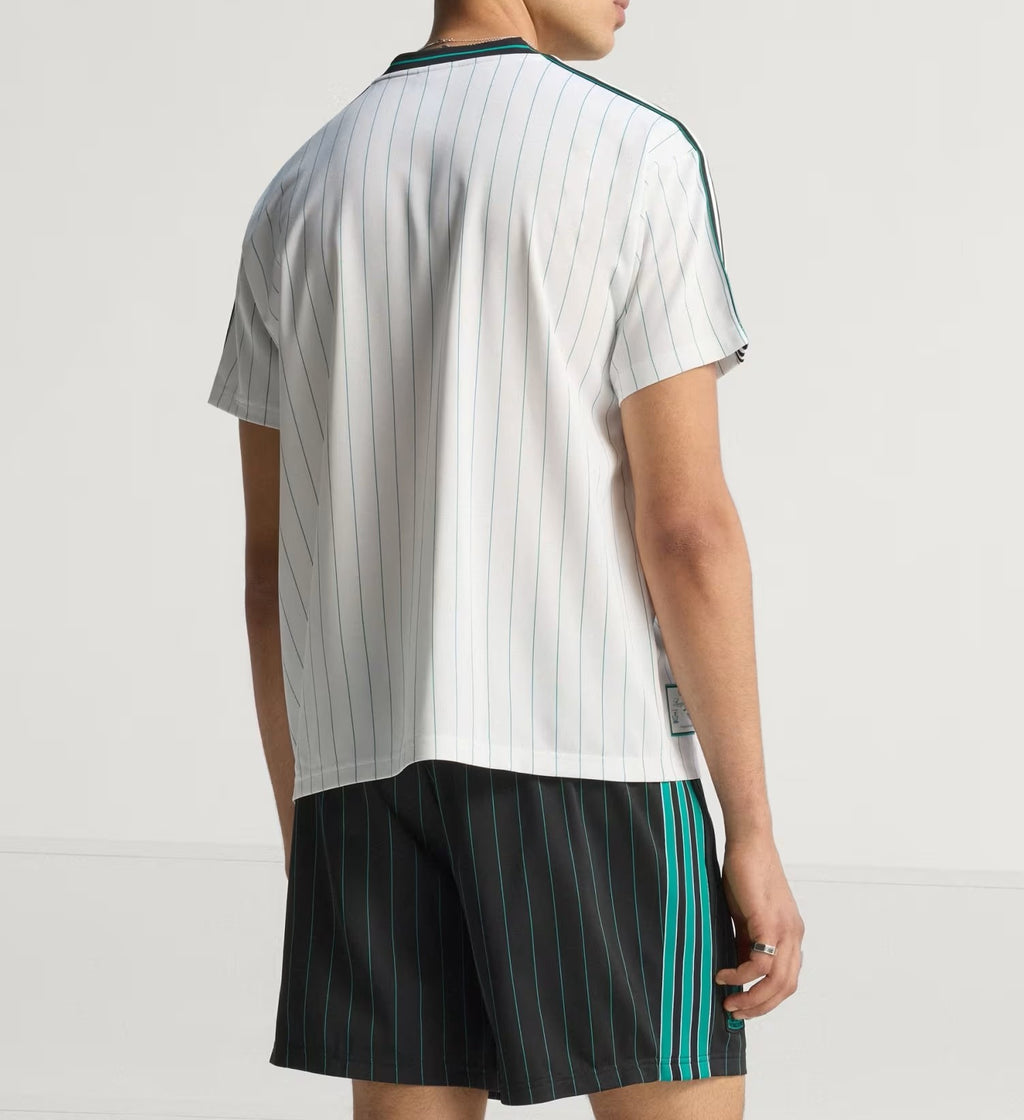 Liverpool FC Icon Jersey Tee