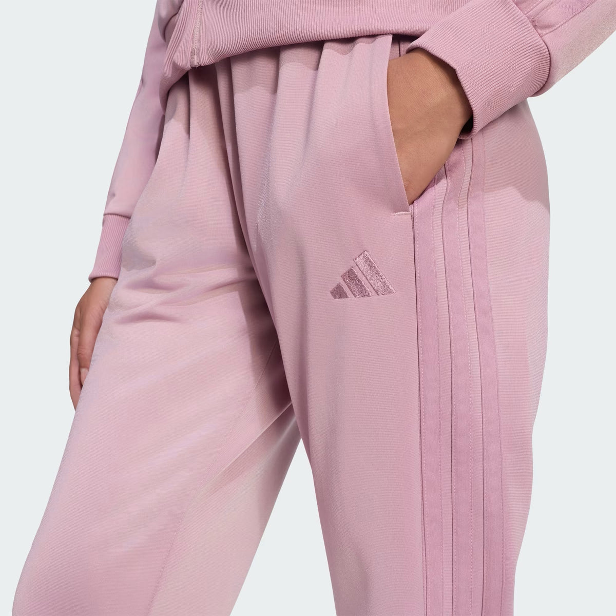 Essential 3S TrackSuit W