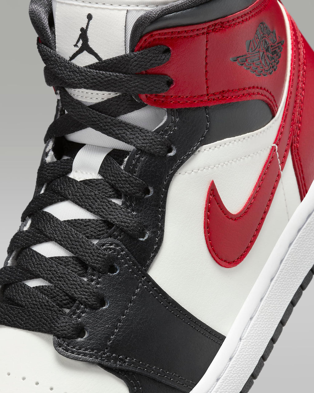 AIR JORDAN 1 MID WMNS