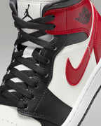 AIR JORDAN 1 MID WMNS
