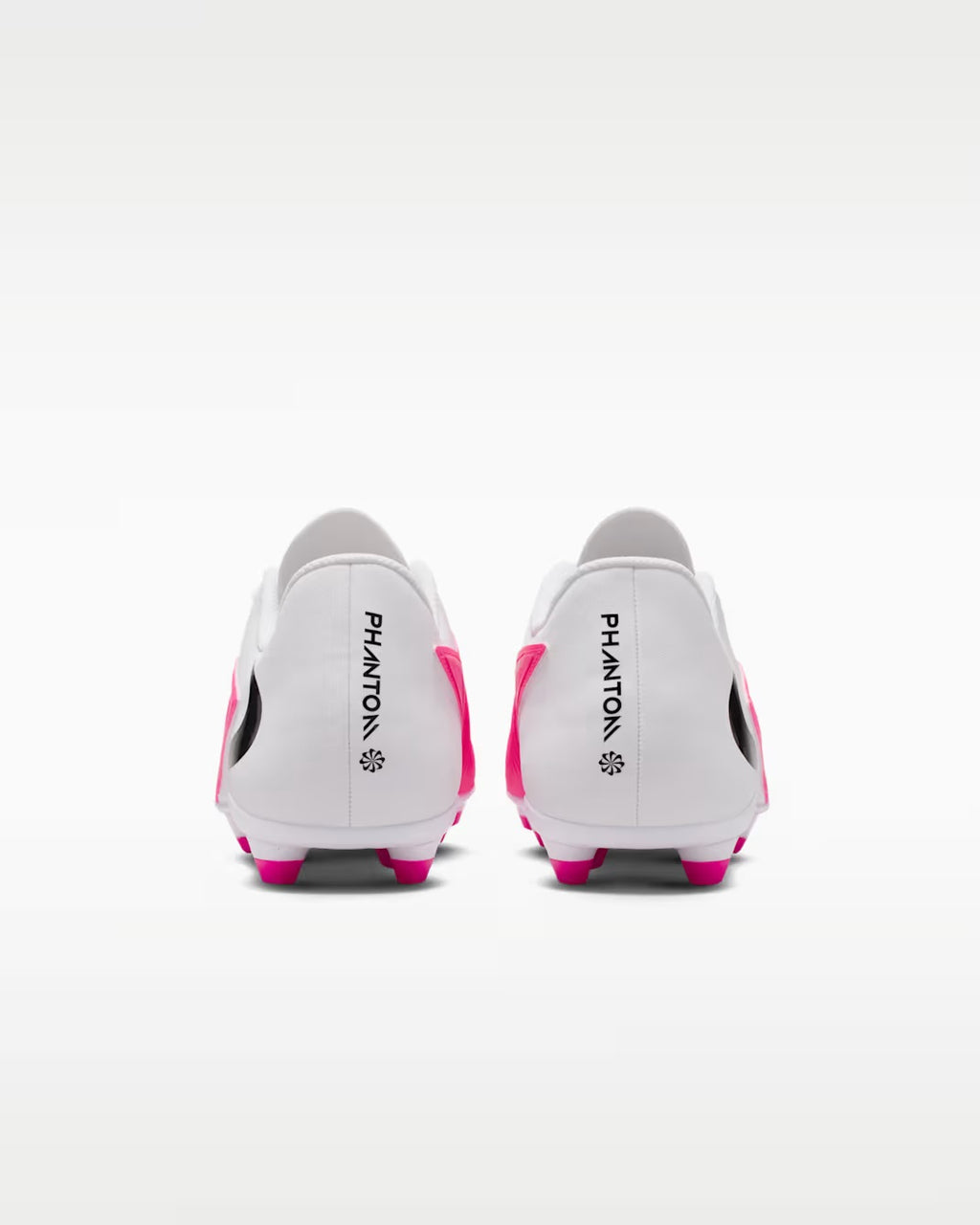 Soccer Nike Phantom 6 Low Club