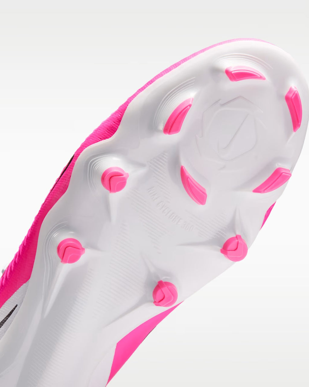 Soccer Nike Phantom 6 High Academy