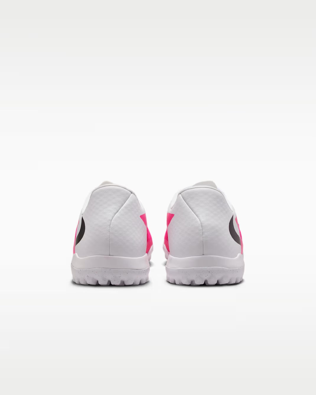 Soccer Nike Phantom 6 Low Academy
