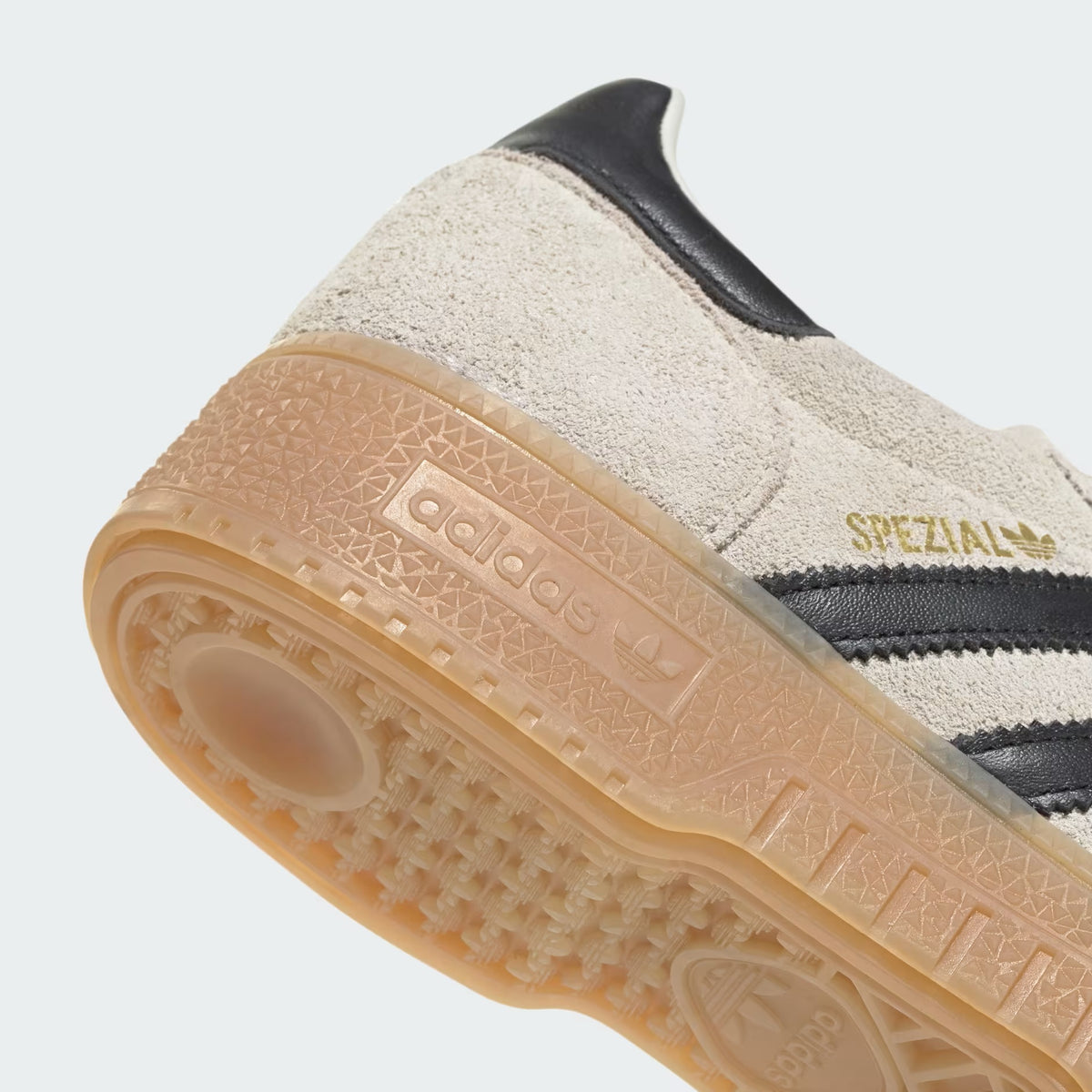 Handball Spezial Bold