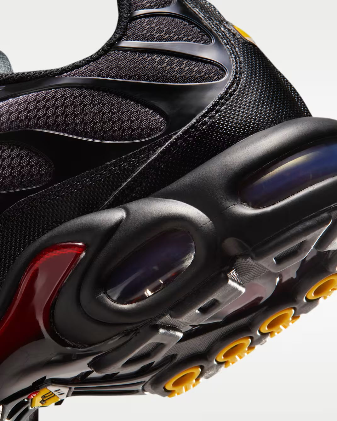 AIR MAX PLUS