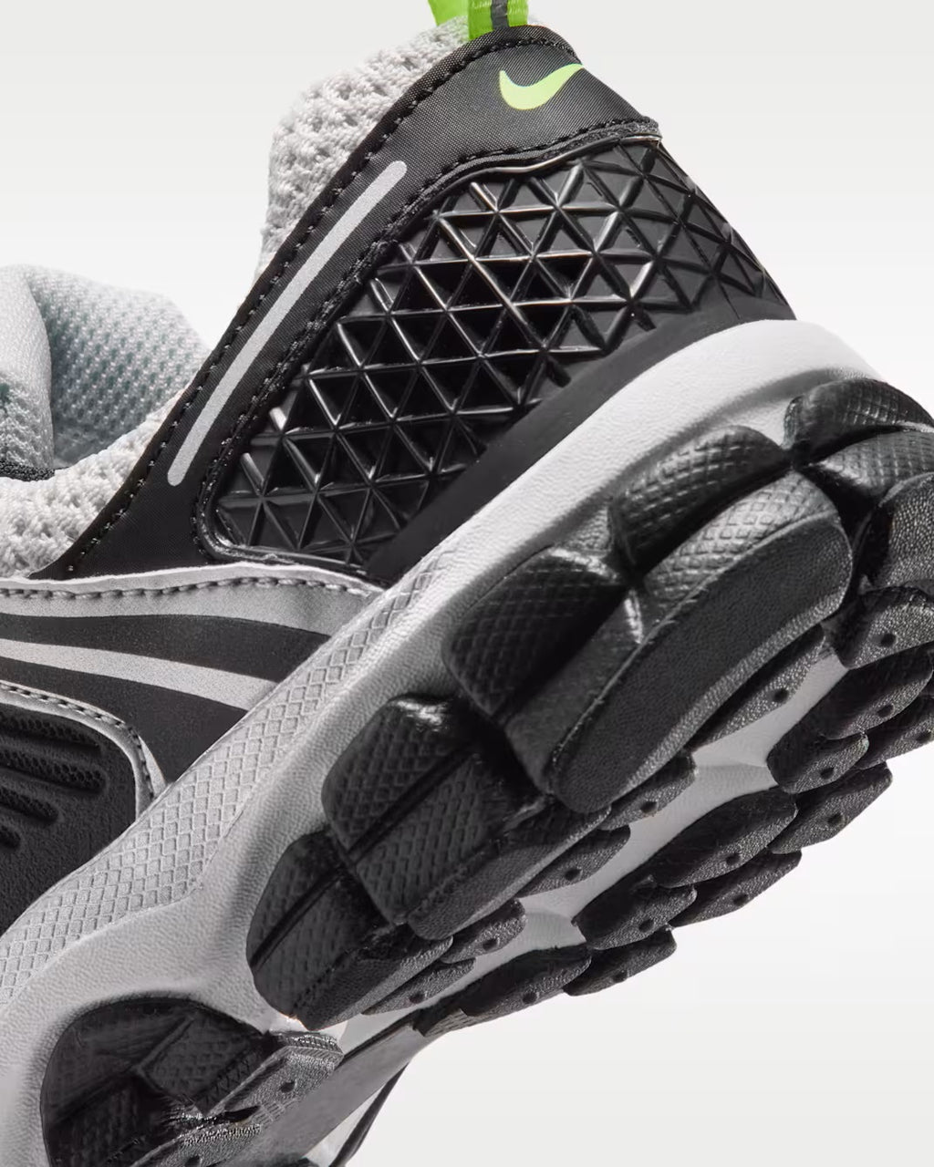 Nike Vomero 5