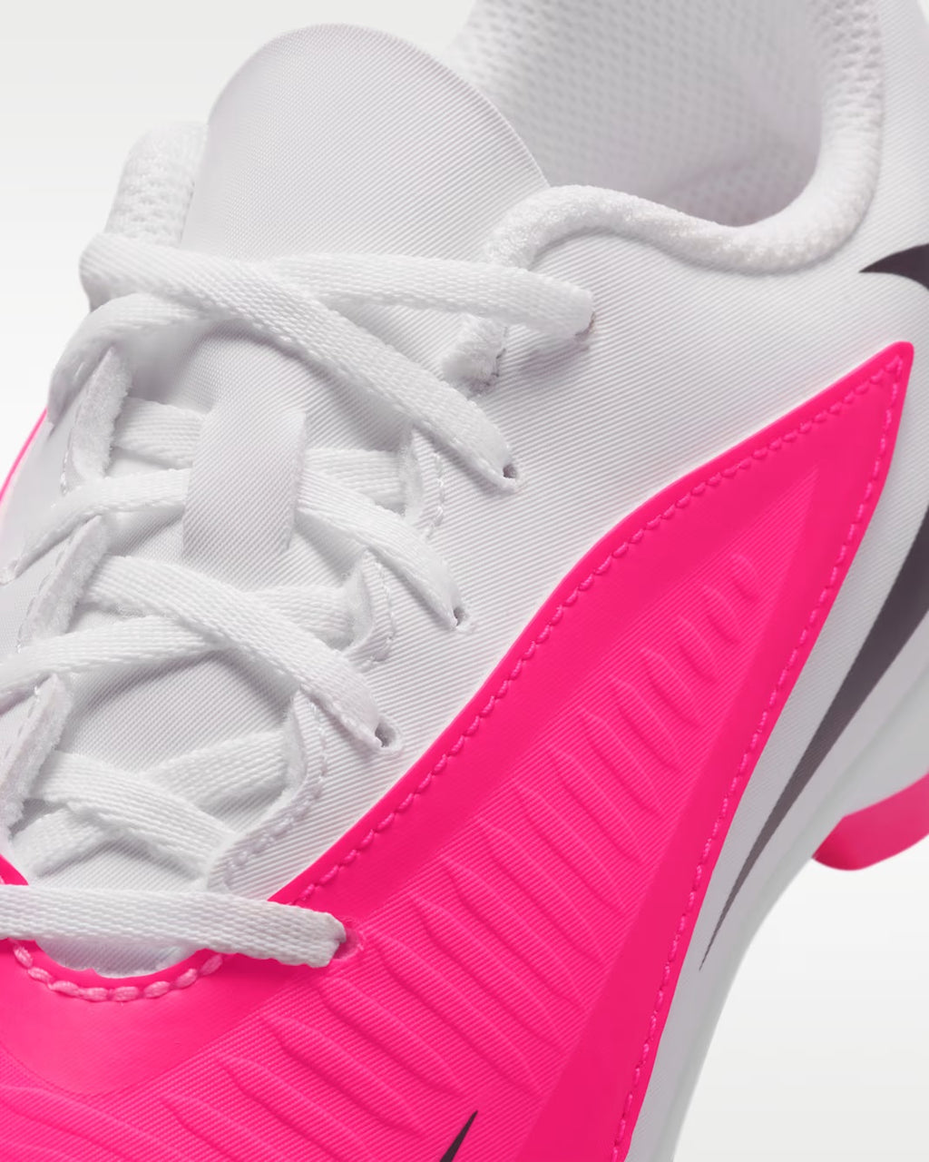 Soccer Nike Phantom 6 Low Club Jr