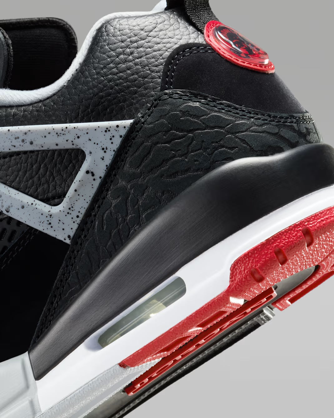 Jordan Spizike Low